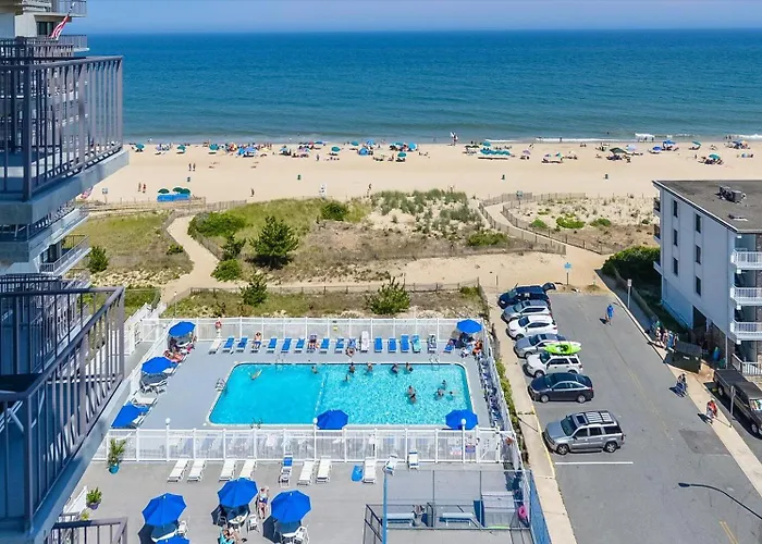 Holiday home Wonderful 2 Bedroom Sea Terrace With Heated Outdoor Pool!