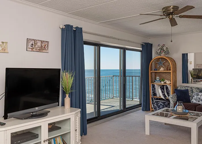 Holiday home Wonderful 2 Bedroom Sea Terrace With Heated Outdoor Pool!