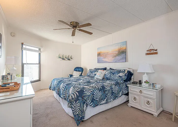 Holiday home Wonderful 2 Bedroom Sea Terrace With Heated Outdoor Pool! *